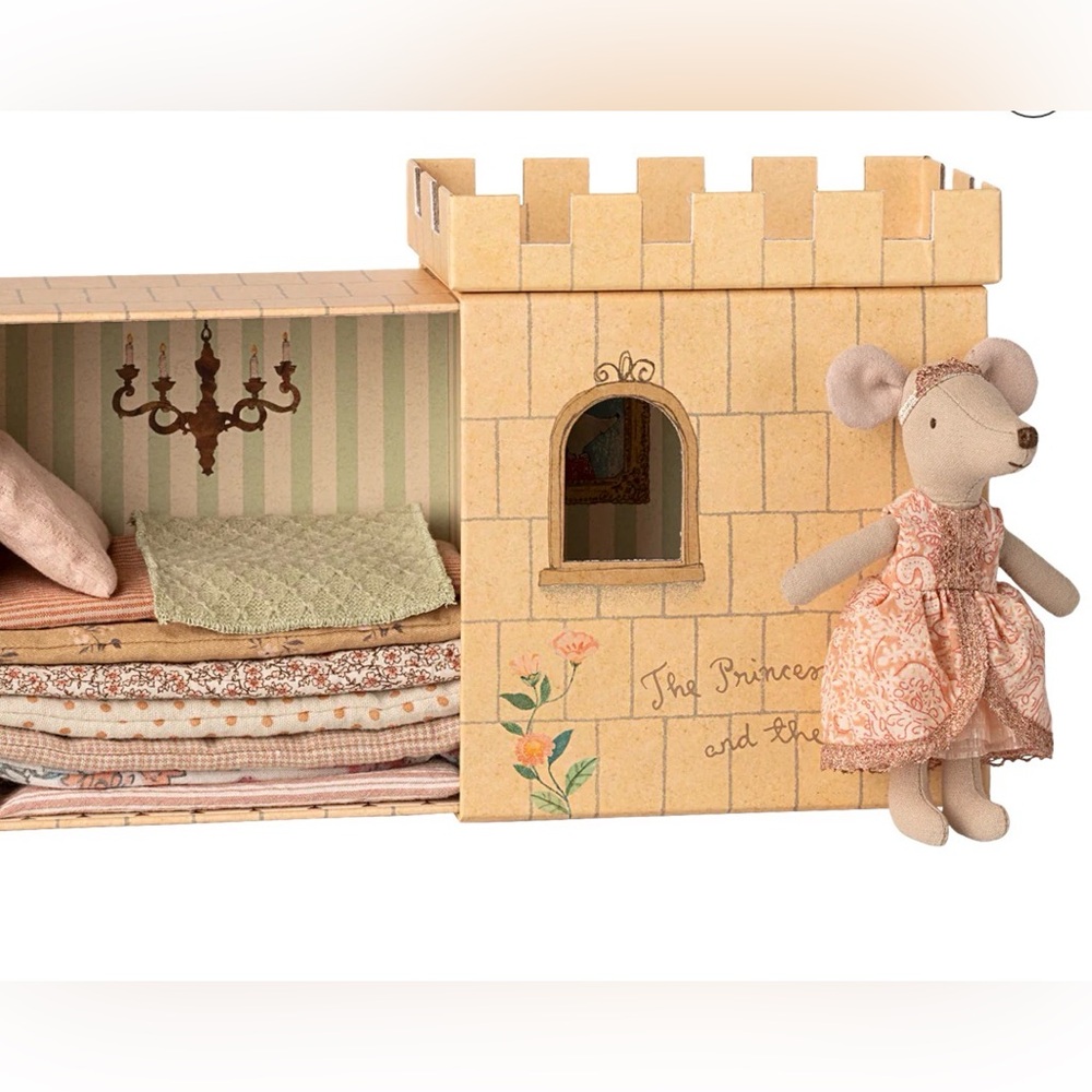 Maileg Princess Mouse and the Pea Playset - Multicolor
